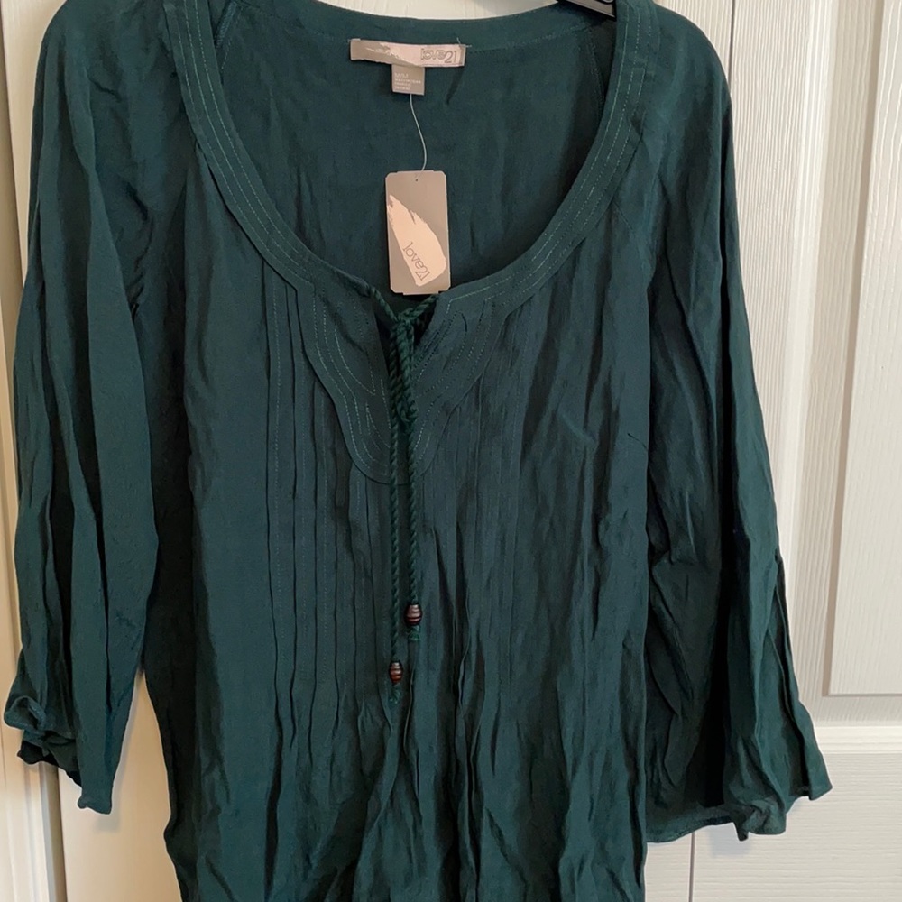 Forever 21 Hunter Green Top Medium